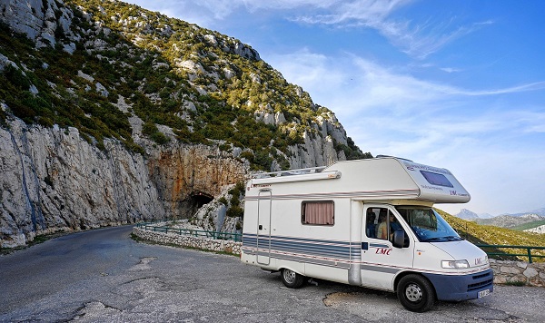 Le chauffage d'appoint à bord d'un camping-car: nécessaire ou pas? – Le  Monde du Camping-Car