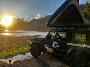 coucher de soleil sur off road polynesie