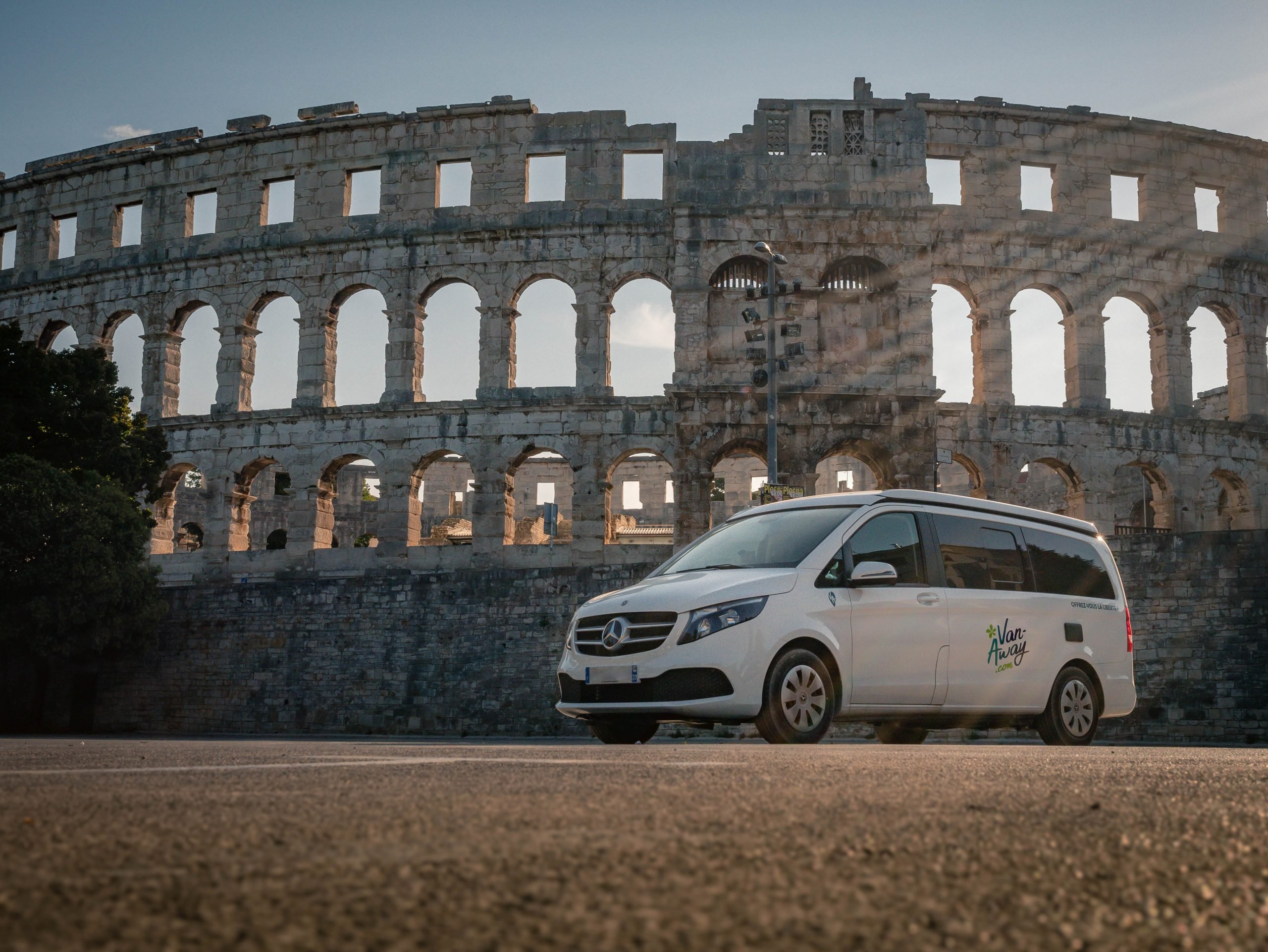 van amenage colisee rome italie