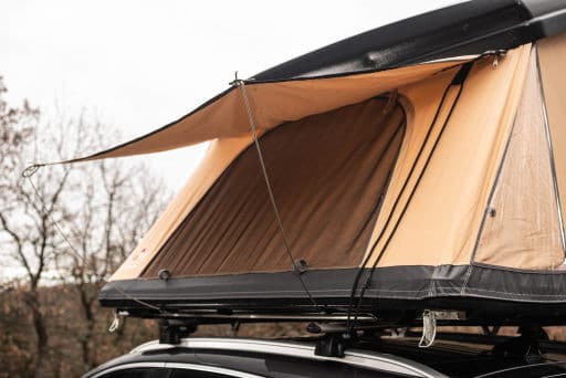 01 auvent fenetre arriere tente hussarde family naitup v1