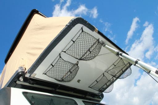 01 quatre filets chaussures cornières tente hussarde quatro family naitup v1