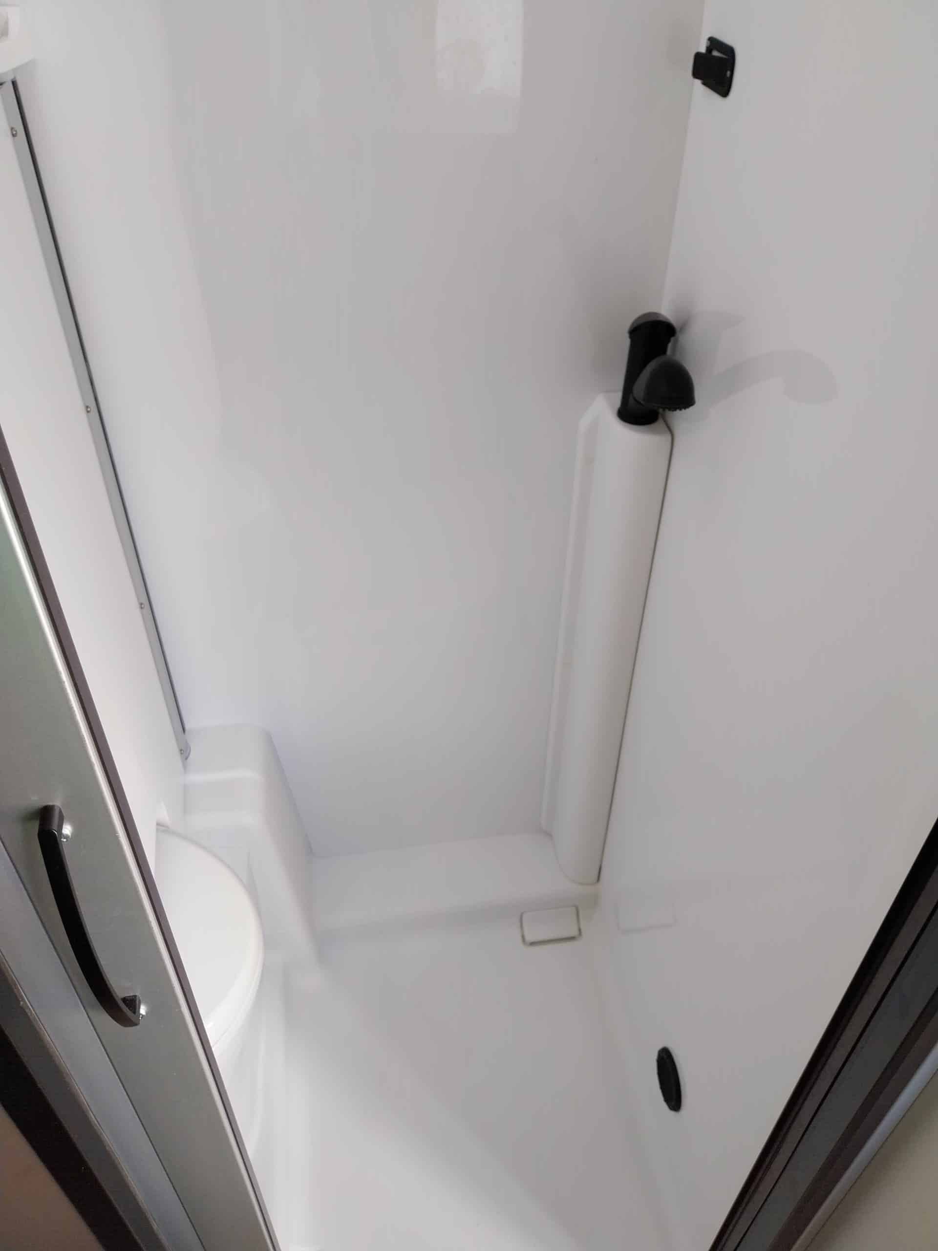 burstner b66 4 places boite auto