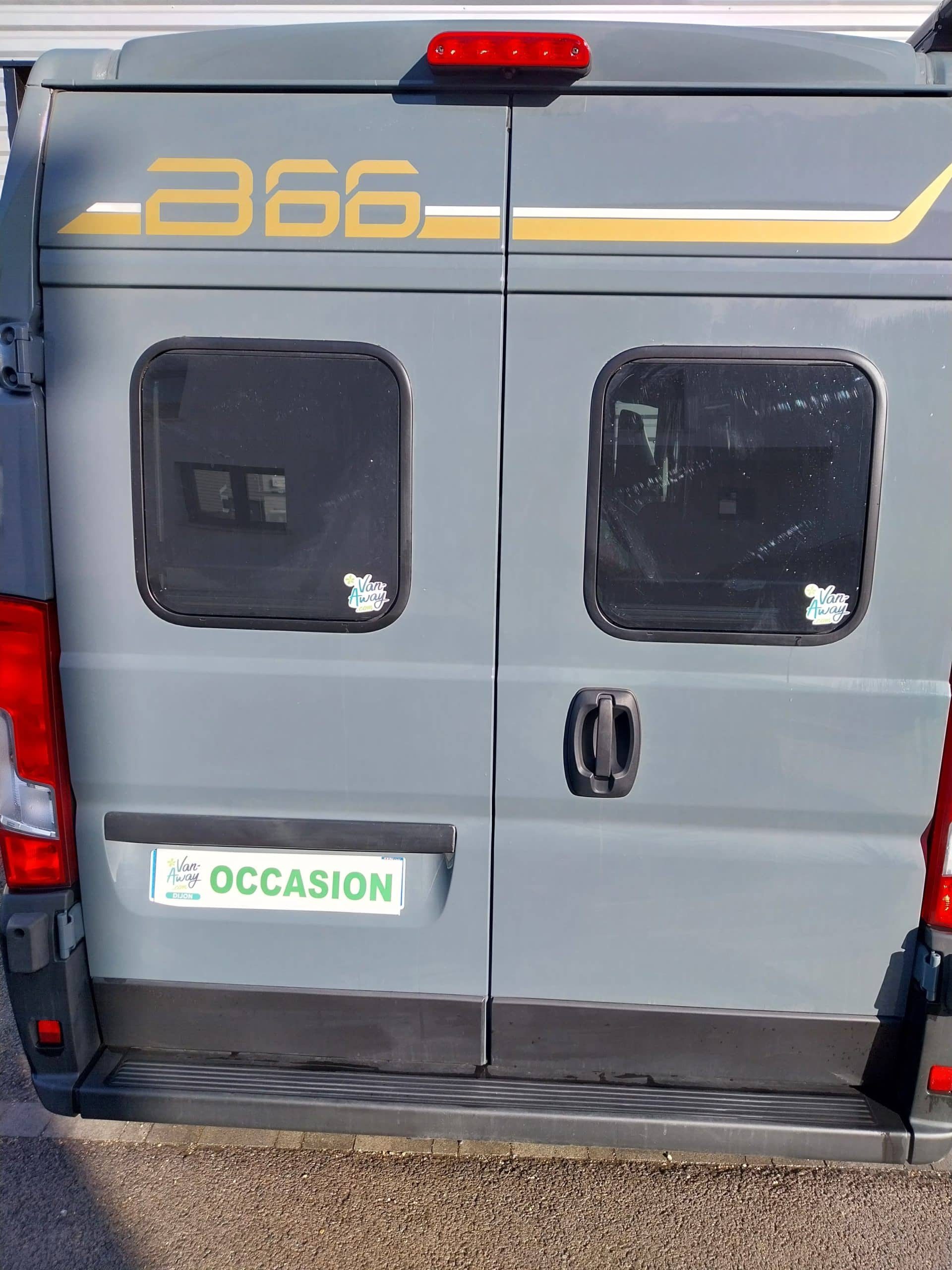 burstner b66 4 places boite auto