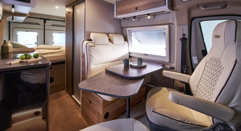 burstner b66 4 places boite auto