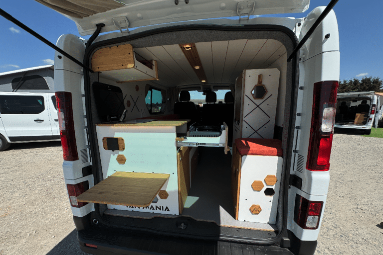 van aménagé occasion 3 places