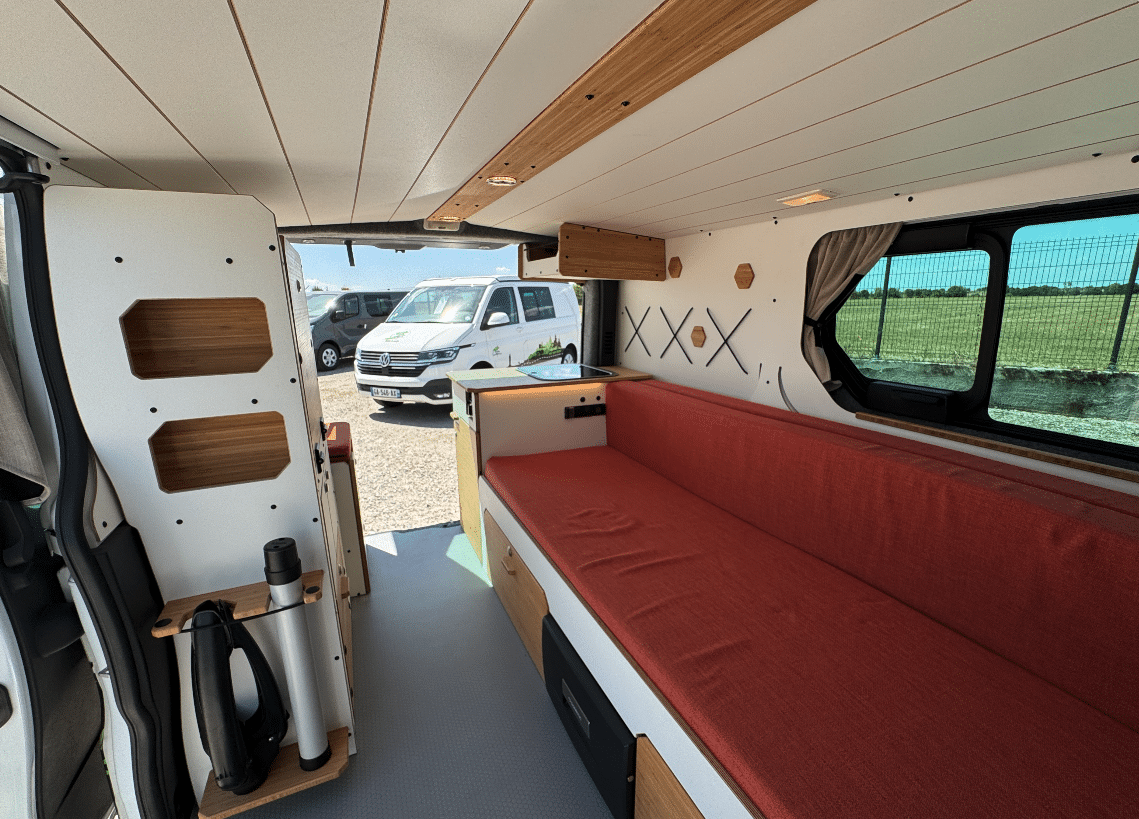 van aménagé occasion 3 places