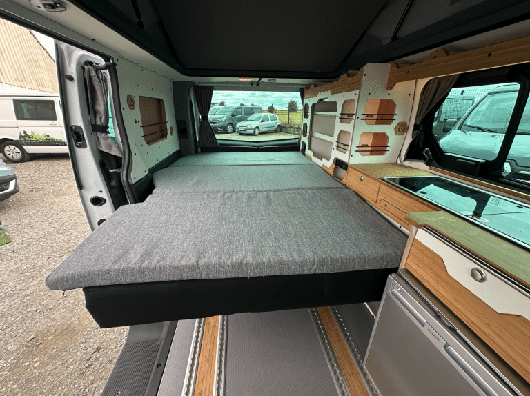 van aménagé occasion 4 places