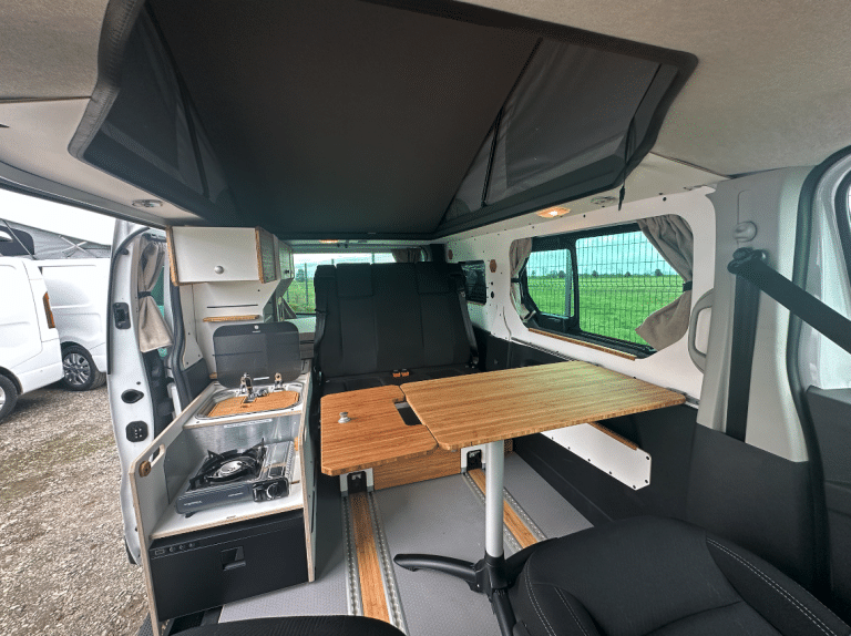 van aménagé neuf 4 places