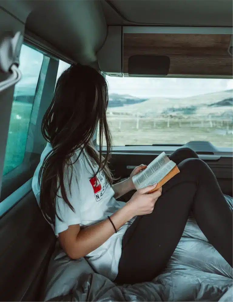 img lecture van 768x994