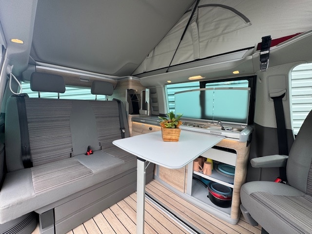 volkswagen california t6.1 2.0 tdi 150cv dsg7 coast