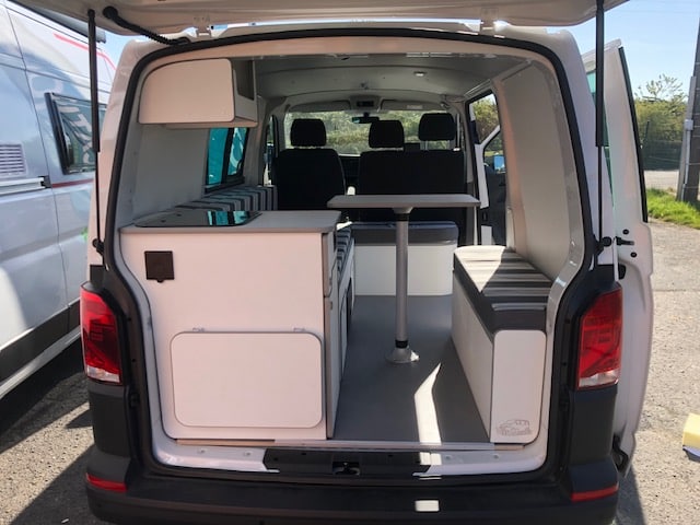 volkswagen transporter t6.1 aménagement van mania (copie)