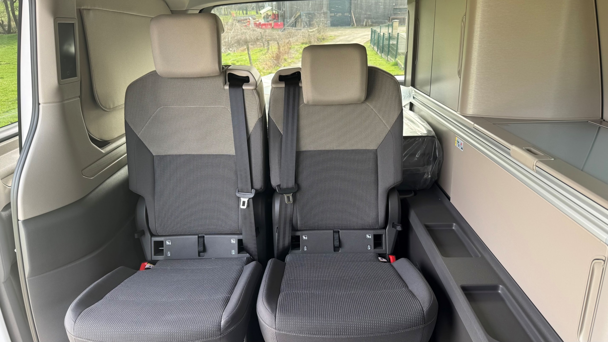 nouveau california t7 blanc dsg7 avec attelage