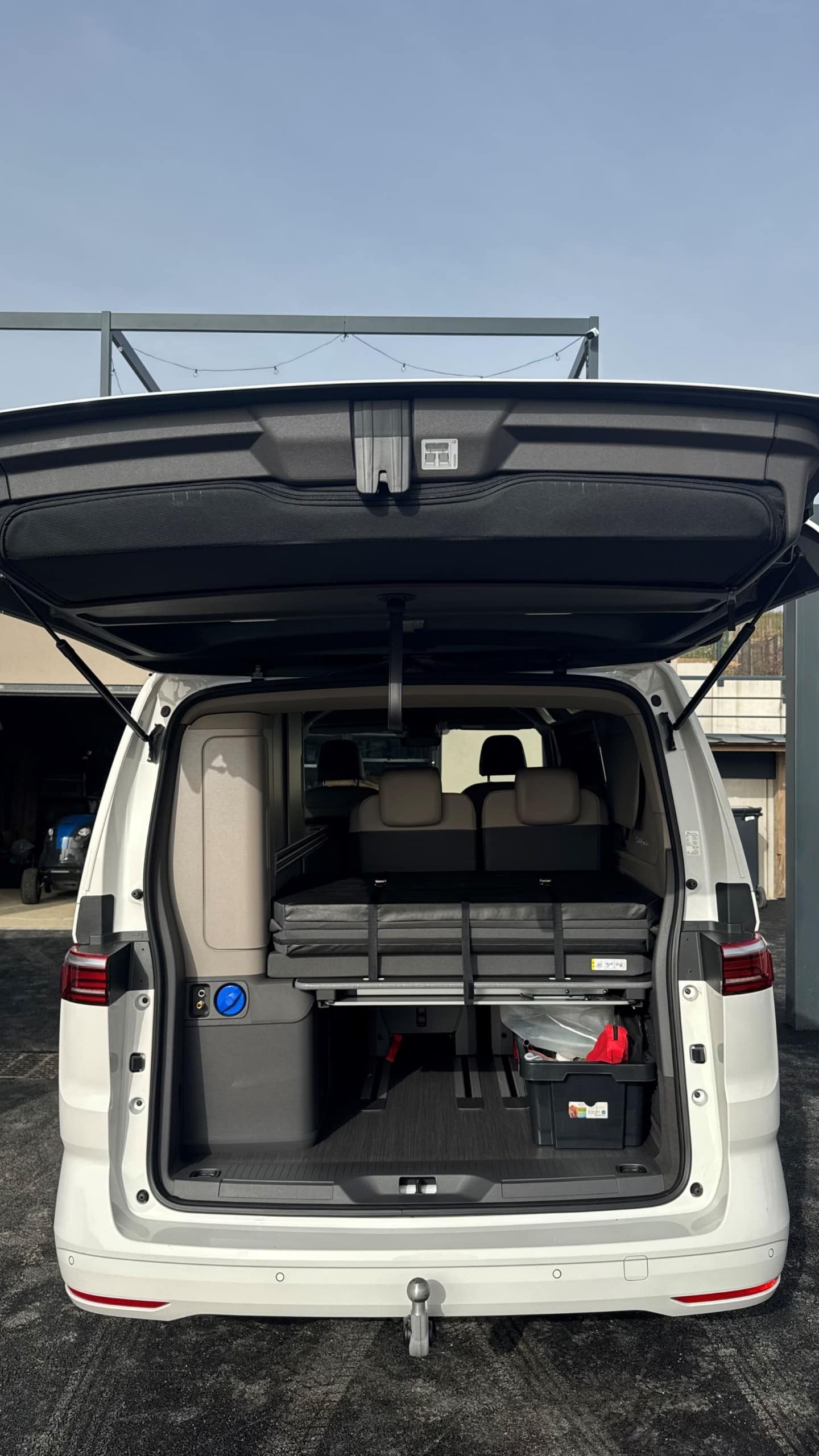 nouveau california t7 blanc dsg7 avec attelage