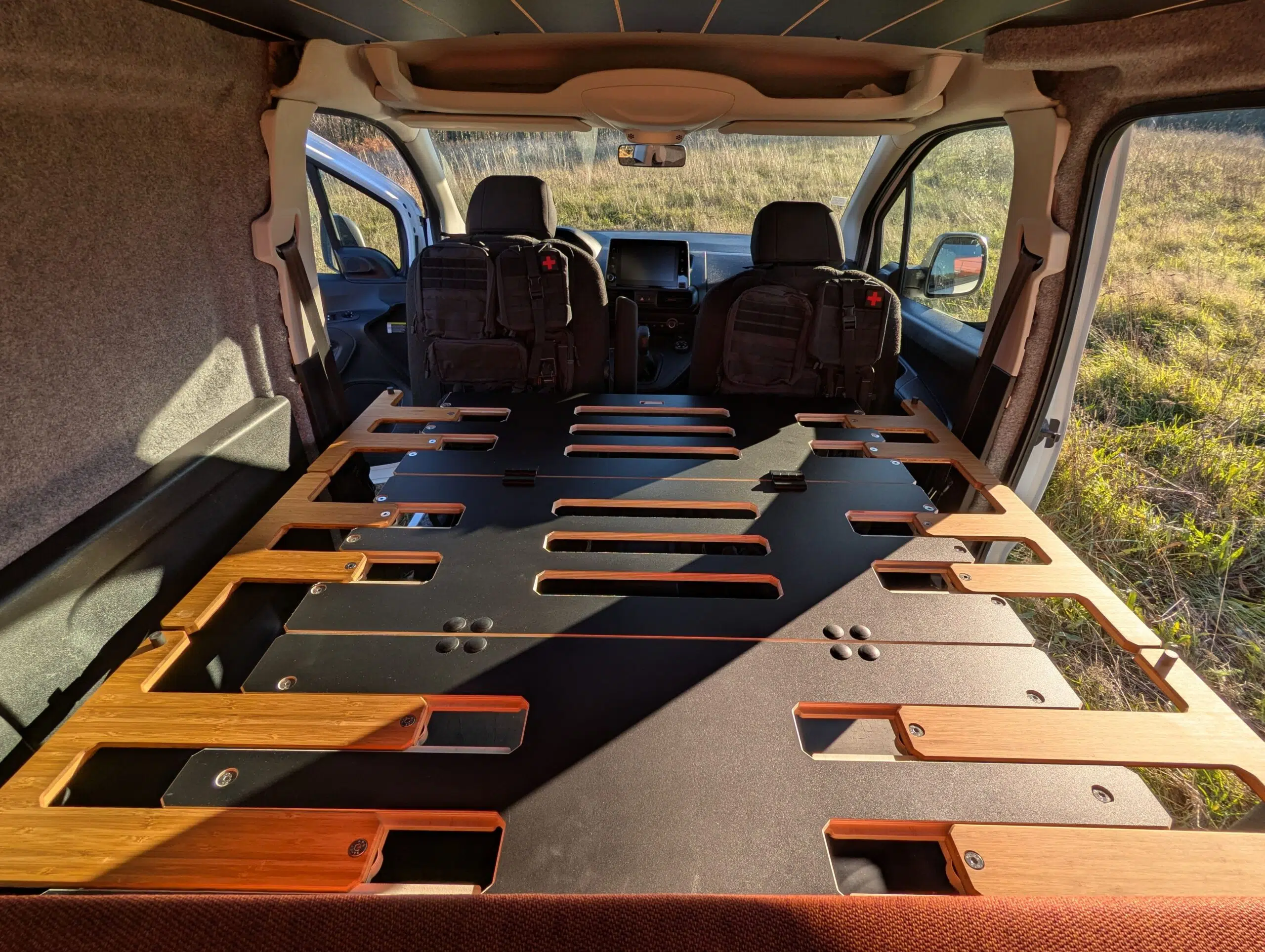 la mini box van