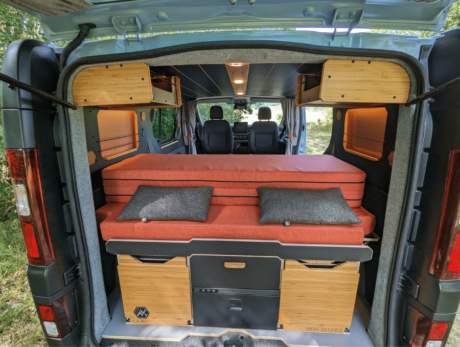 pack 2 box van mania