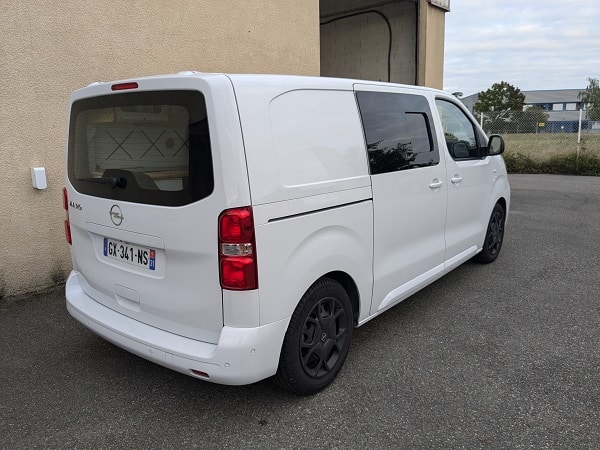 peugeot expert / opel vivaro aménagé 2 places