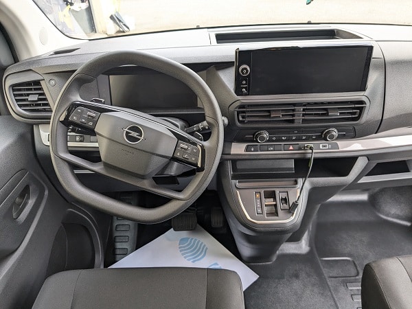 peugeot expert / opel vivaro aménagé 2 places