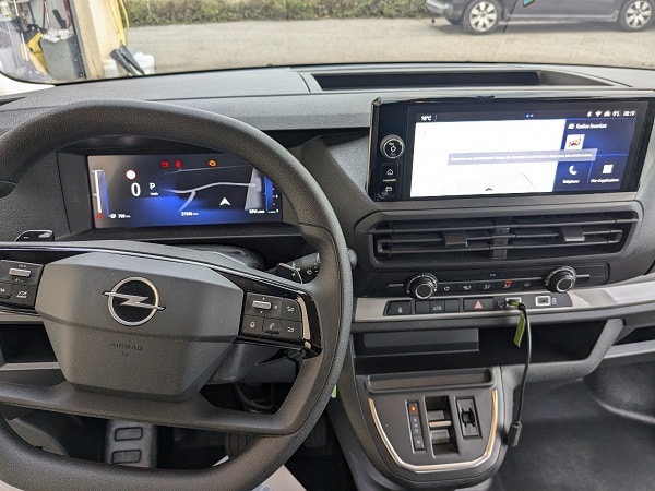 peugeot expert / opel vivaro aménagé 2 places