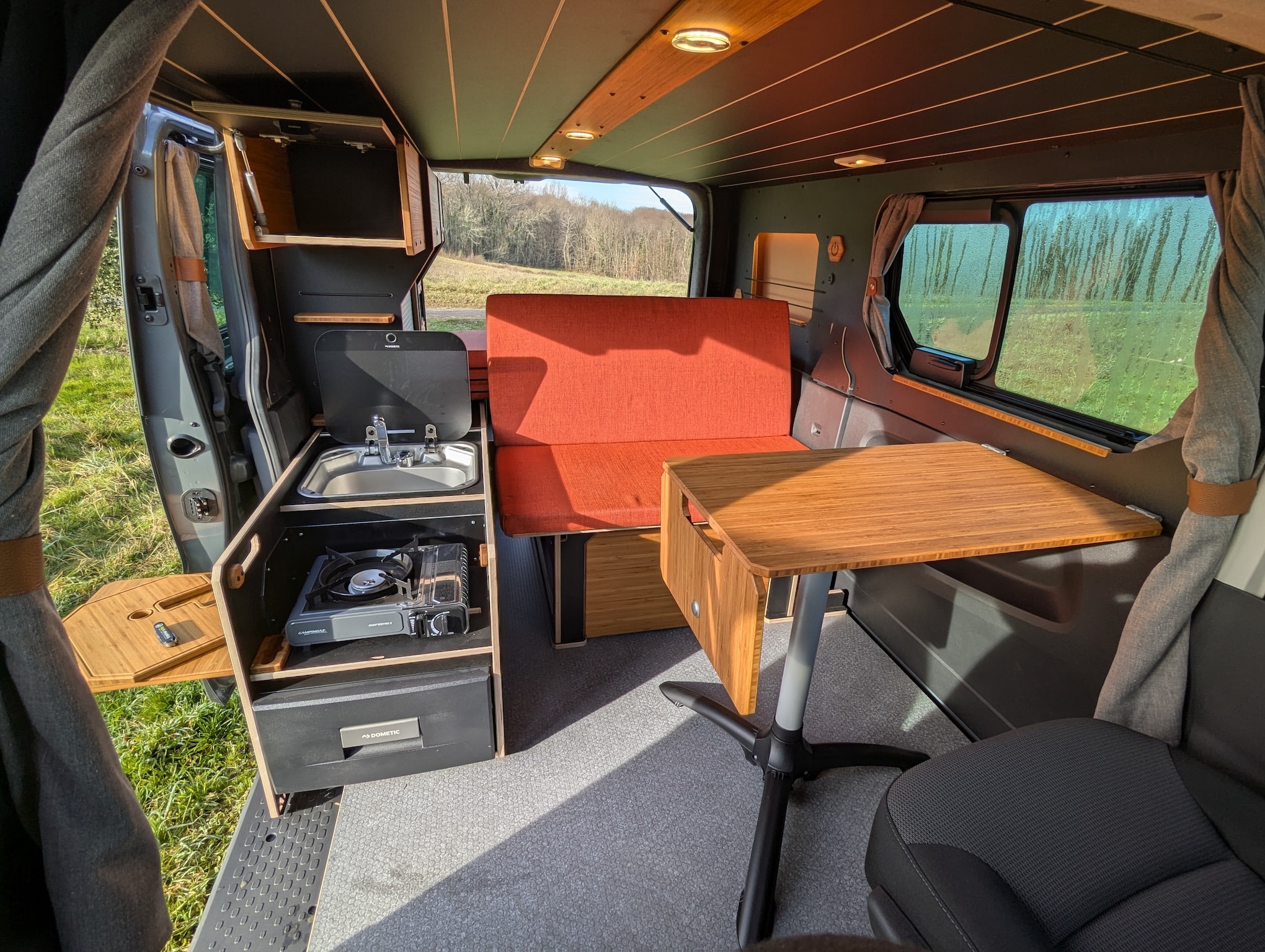 sud black renault trafic van mania 07