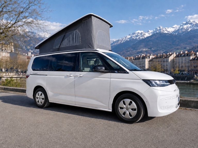 volskwagen california t7 2026 dsg7 crochet d'attelage 150ch