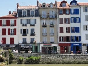 van trip pays basque espagnol