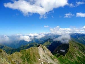 location van fourgon aménagé pyrénées