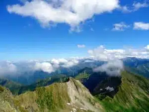 location van fourgon aménagé pyrénées