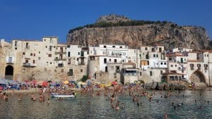 Cefalù En Van Aménagé