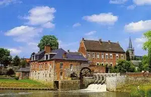 Circuit Gastronomique En Fourgon Amenage Maroilles Van Away