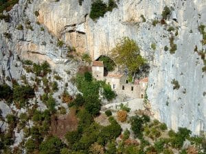 Gorges De Galamus En Fougon Amenage Circuit Pays Cathare Van Away