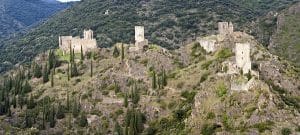 Visiter Les Chateaux Cathares En Fourgon Amenage Lastours