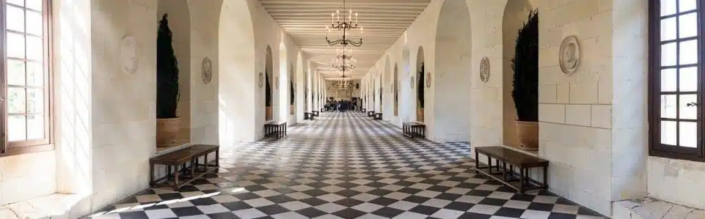 La Route des Châteaux dans le Médoc en van