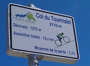 Col Du Tourmalet Prendre Son Vélo En Van Aménagé Grand California Circuit Pyrénées Van Away