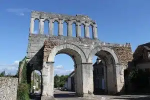 Autun En Camping Car Dans Le Morvan