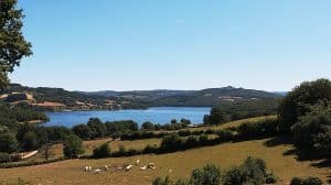 Lac De Panneciere En Van Amenage Circuit Dans Le Morvan