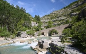 gorges de la méouge itinéraire road trip en van aménagé van away drome