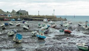 barfleur port de pêche en roadtrip normandie circuit camping car et van aménagé au départ de caen