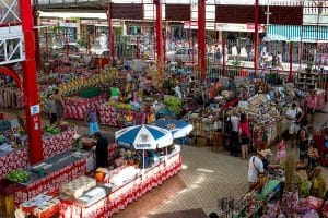 marché de papeete circuit 4 jours en van