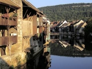 ornans la petite venise comtoise en van aménagé