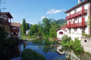 st jean pied de port VAN ET CAMPING CAR CIRCUIT