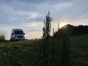 nuit en fourgon mac louis à paulhenc aveyron en circuit itinérant depuis toulouse
