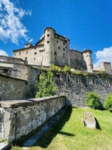 fort queras en van aménagé circuit 10 jours dans les alpes