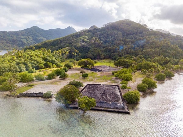 ile de raiatea tour de 4 jours en van amenage 1