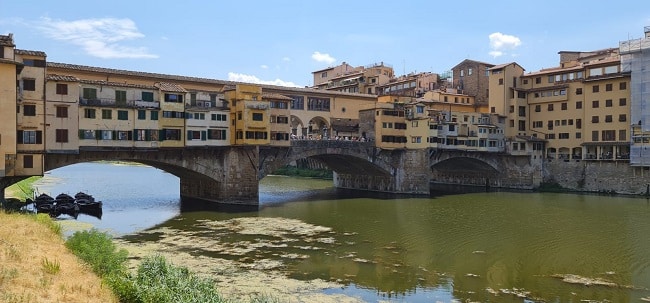 j16 ponte vecchio en van amenage italie