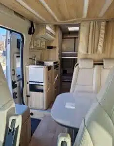 interieur campereve family van brignole a vendre
