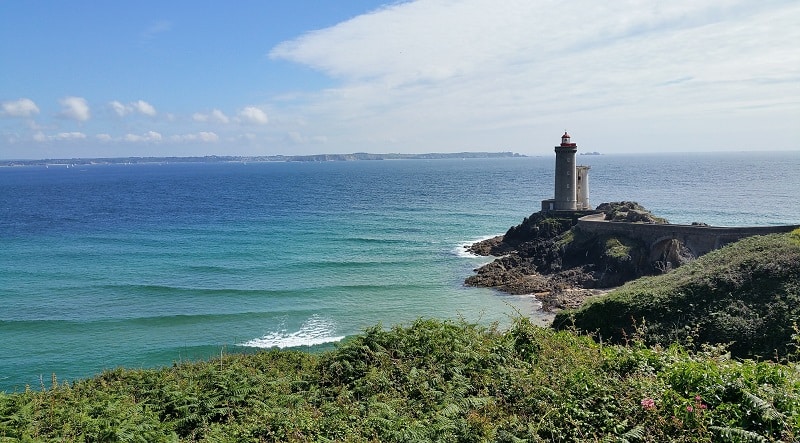 VAN A LOUER AU DEPART DE BREST FINISTERE BRETAGNE