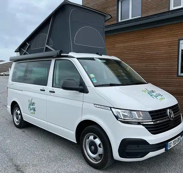 Occasion Volkswagen California Coast DSG7 150cv Blanc candy eau chaude