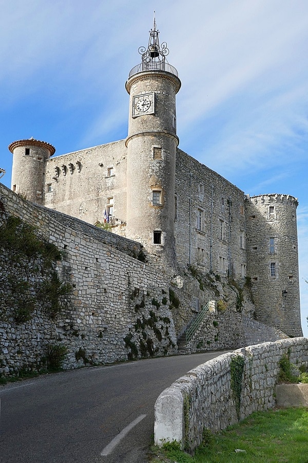 chateau de lussan circuit roadtrip dans les cevennes