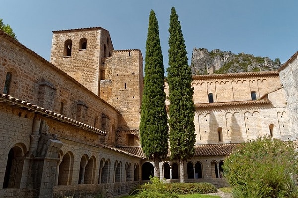 st guilhem le desert ircuit road trip en van