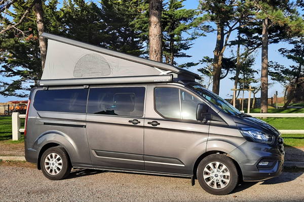 Ford Nugget Plus 5 personnes – Caen – 51900 €